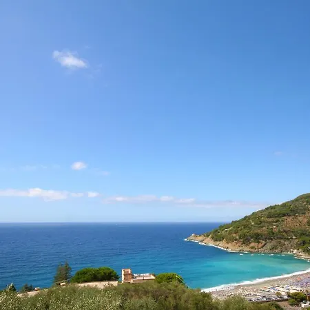 Azzurro Il Mare By Portofinovacanze Apartment Bonassola